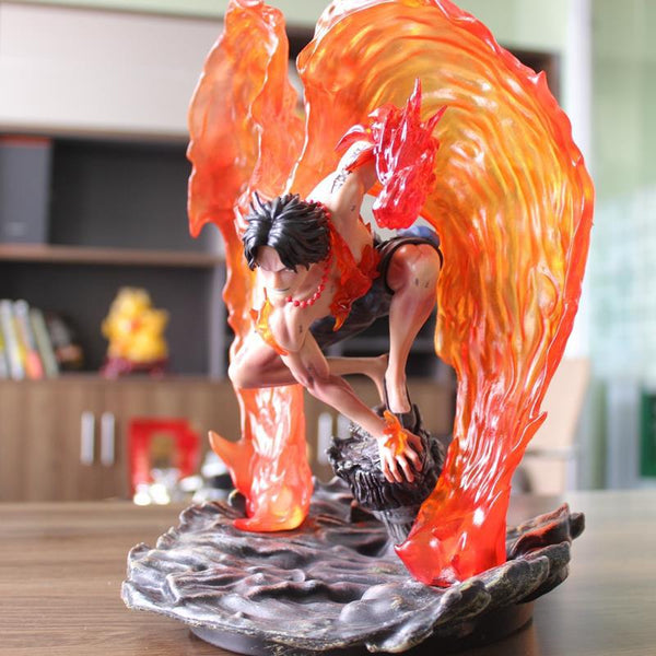 FIGURINE ONE PIECE ACE AUX POINGS ARDENTS - one-piece-stores