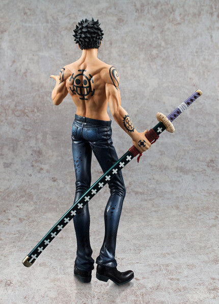 FIGURINE ONE PIECE TRAFALGAR D LAW SHAMBLES - one-piece-stores