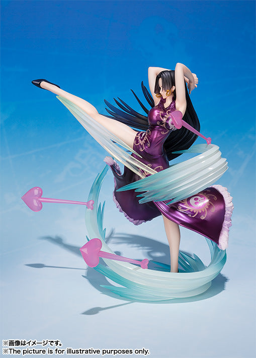 FIGURINE ONE PIECE BOA HANCOCK PERFUME FEMURE - one-piece-stores