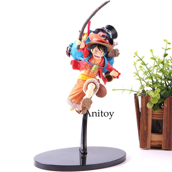 FIGURINE ONE PIECE LUFFY CHAPEAU DES TROIS FRÈRES - one-piece-stores