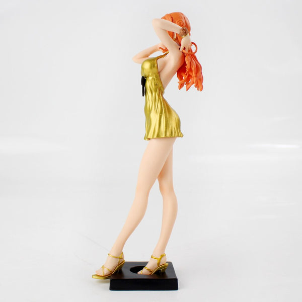 FIGURINE ONE PIECE NAMIE ROBE FILM Z - one-piece-stores